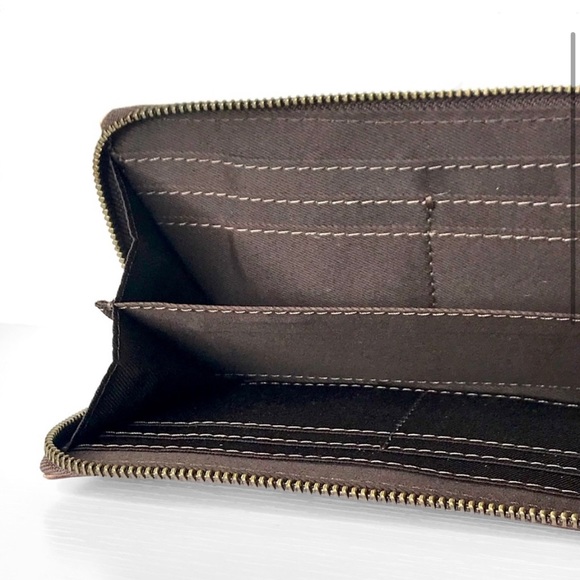 A49) New! HANDMADE GENUINE LEATHER
HANDCARVED HANDCRAFTED WALLET - Picture 5 of 5